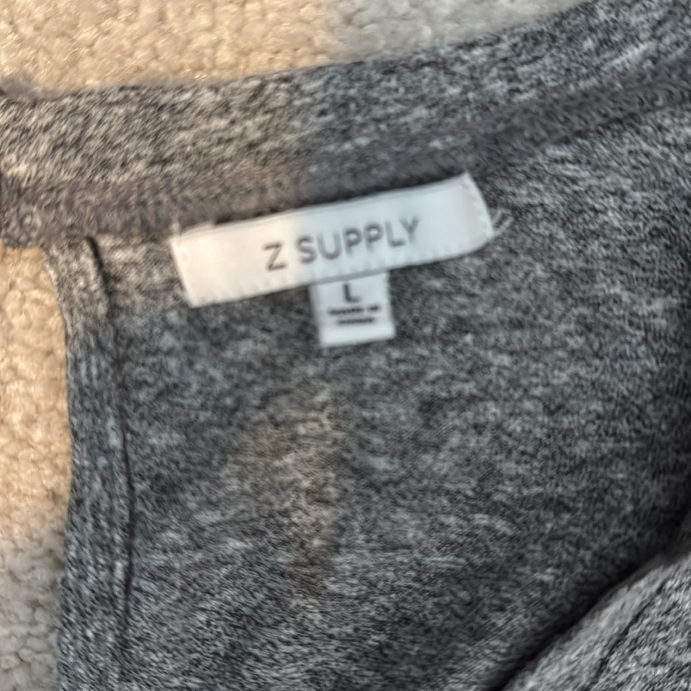 Z Supply L heather gray shorts romper - Picture 3 of 6